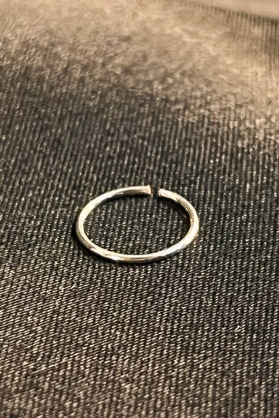 Piercing Círculo Liso em Prata 925